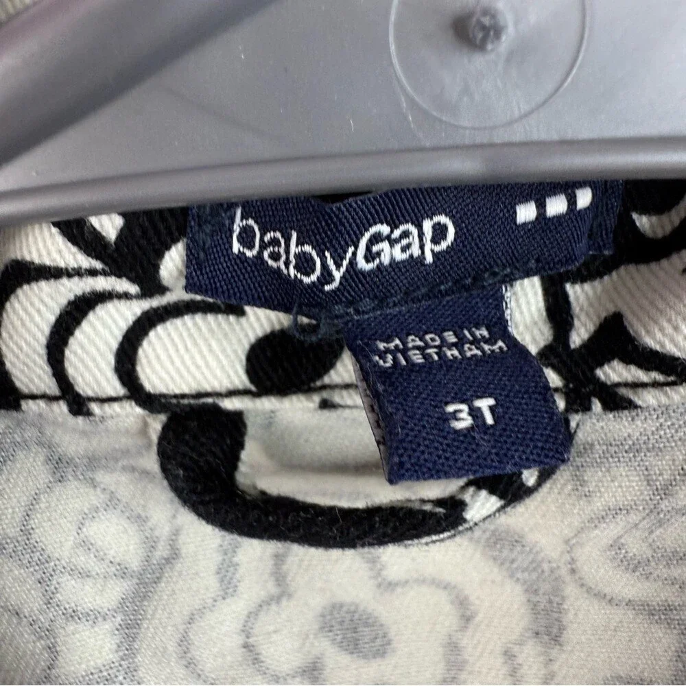 GAP Kids Black and White Floral flowers lightweight Jacket